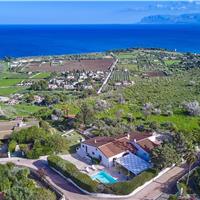 3 bedroom villa with pool and sea views near Scopello, sleeps 6